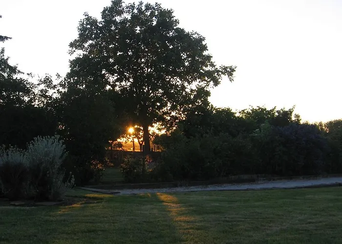 Дом отдыха Maison De Charme Avec Piscine Et Grand Jardin, Pres D'ancenis - Ideal Pour Familles Et Balades - Fr-1-306-1151